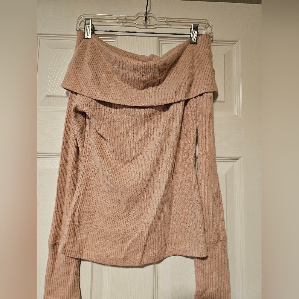 Dusty pink off the shoulder sweater Size S/M